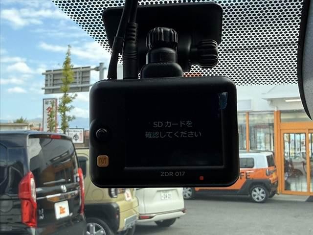 827e8fc82c8e12d83eceaaa257e760a7.jpg