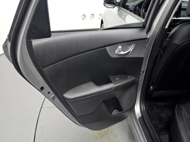 f91e5ad26fca3f9c6244e28705d40905.jpeg