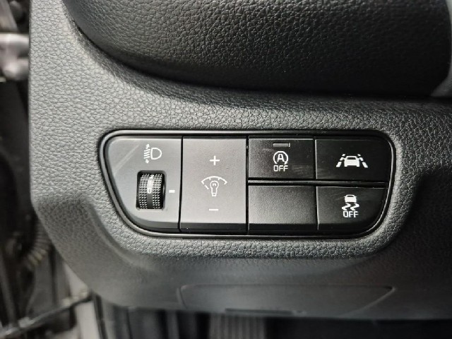 6081000204R17.jpg