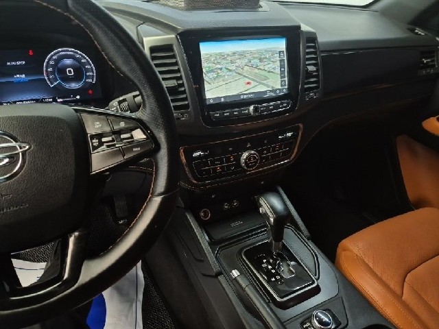 6051500956R10.jpg