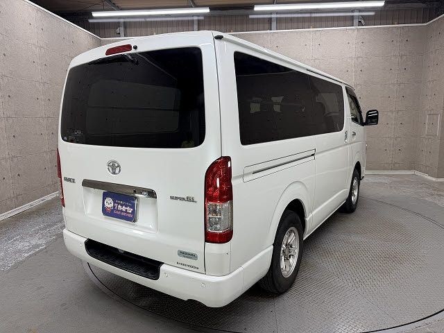 76e10edc6b318e345a52e109b8925ec4.jpg