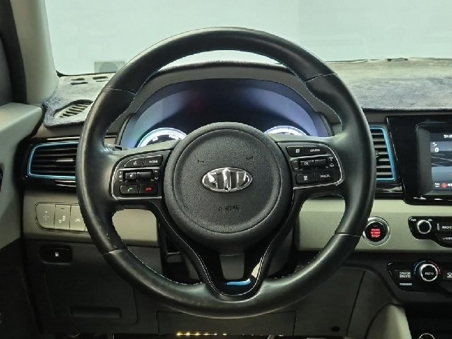 6051501244R9.jpg