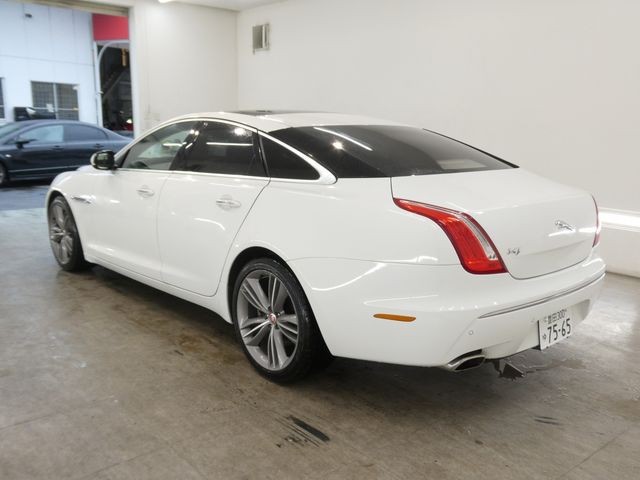 928e37c2a5edf79805cb3d225c77ebee.jpg