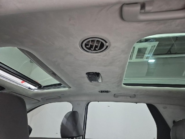 6081000899R13.jpg