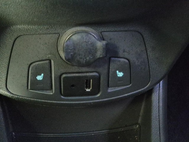 6081501775R15.jpg
