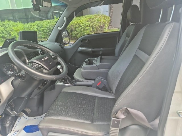 6081500860R11.jpg