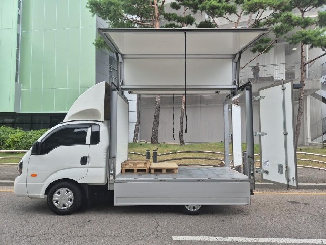 6081500860R12.jpg