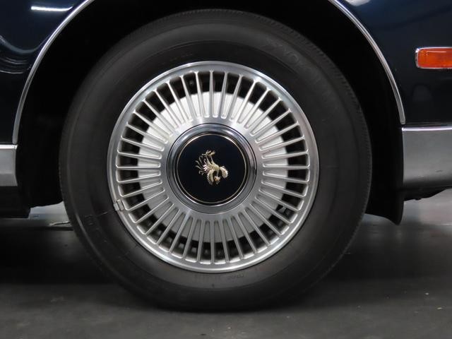 9570862A30261019W00209.jpg