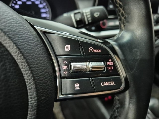 6081000951R15.jpg