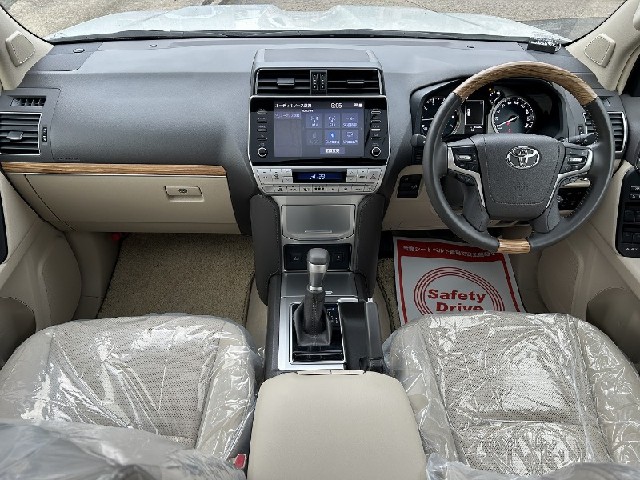 cdf53eeb51ed884f427bf9e94a070171.jpeg