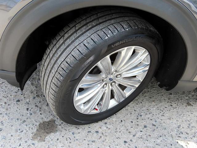 12b0b82feb9513a099fa499ce56c7c09.jpeg