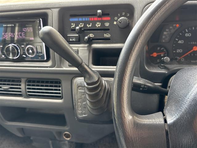 1101896A30260322W00614.jpg