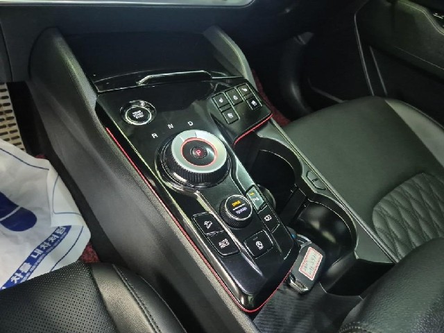 6061500833R8.jpg