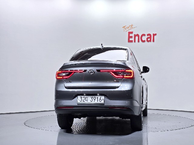 cec78fd1eb4d99a41611319ec6b65083.jpeg