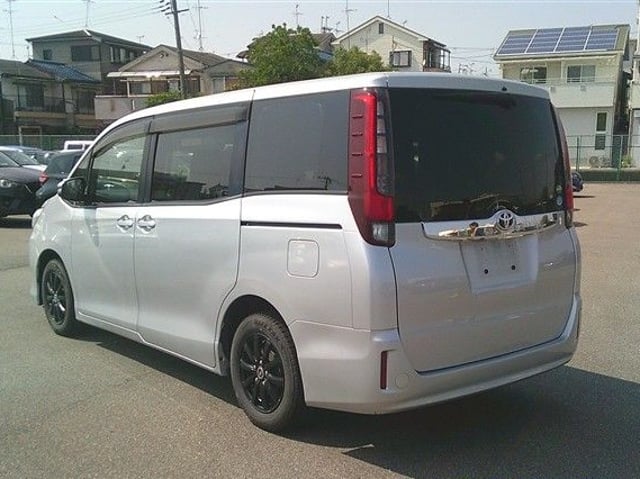 05.jpg