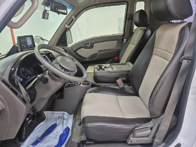 6081500213R10.jpg