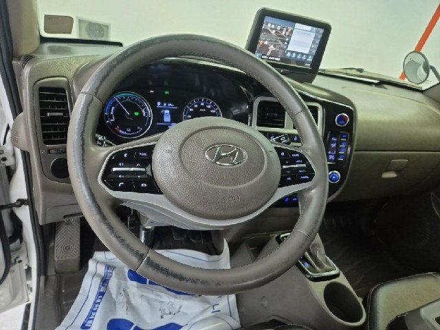 6081500213R8.jpg