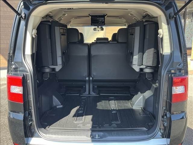 b22e1fc39f3502f4a4797284249cab9e.jpg