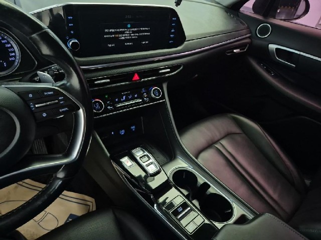 6081500637R10.jpg
