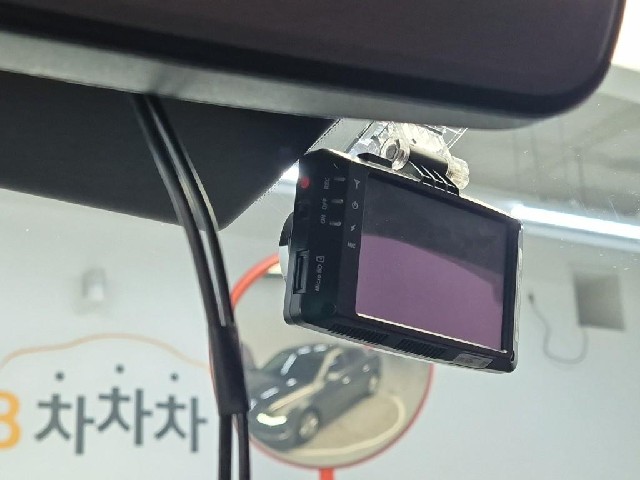 6081500637R16.jpg