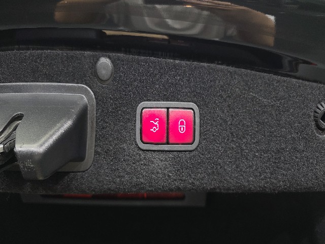 3080598b18b94f92a909e6eb15ce81a8.jpeg