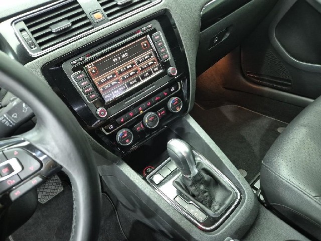 6081001531R10.jpg