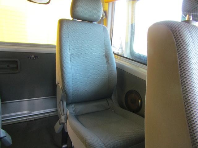 0530123A30260707W00318.jpg