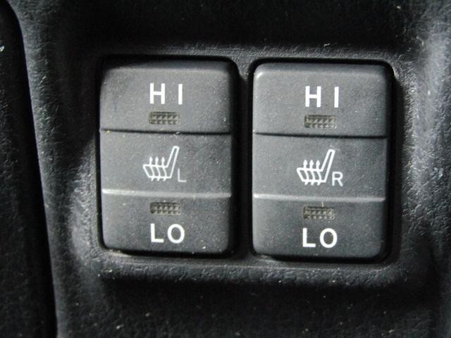 0530123A30260714W00519.jpg
