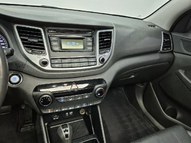 6081001674R10.jpg