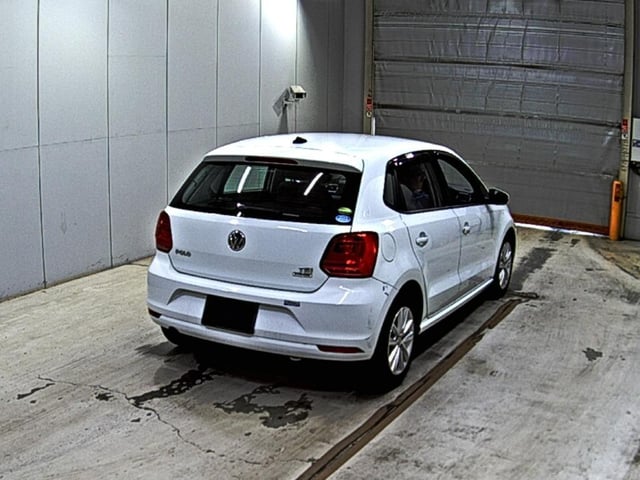 5cbf7e375a34ce6de0dc56ff4ad9c418.jpg