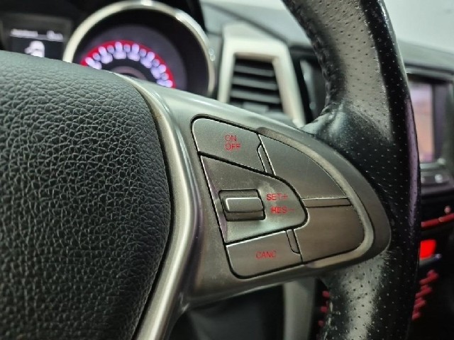 6081001827R15.jpg