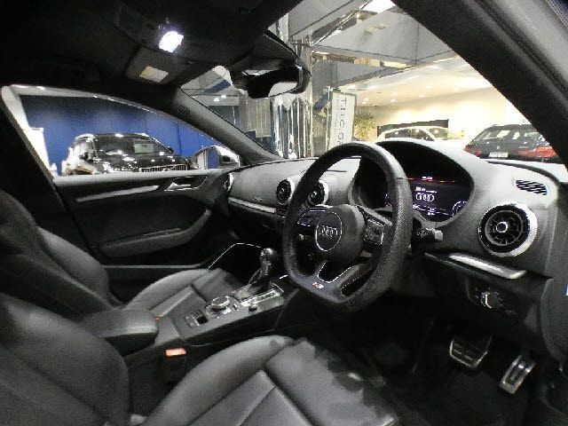 59598e988e80be33ef8c0fb52e53ef64.jpg
