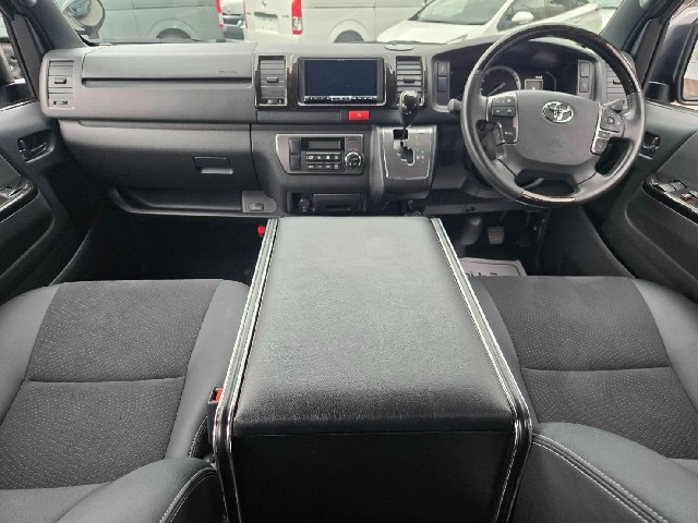 e60d71aba21fe985038559e33f2d198f.jpg