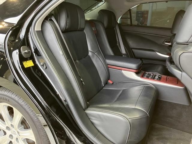 32320d3da56e05d0adbe9deb2f9dda19.jpg