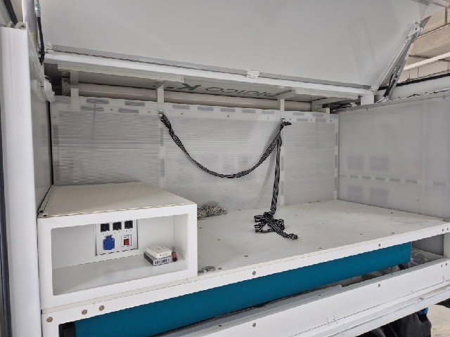 6081501593R16.jpg