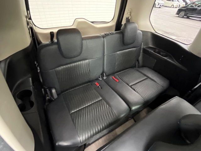 e35bbbdb22a80e95a1fa0d9b6ca2e4ec.jpg