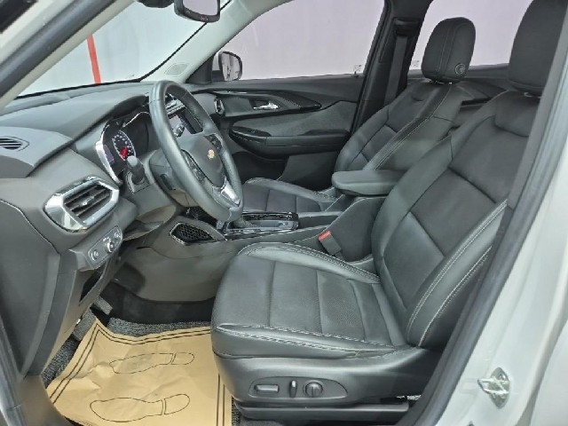 6081001067R11.jpg