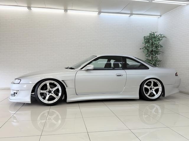 1002031A30260925W00119.jpg