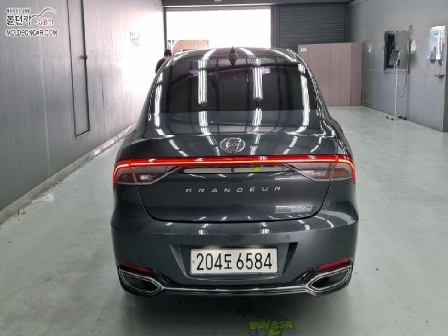 ede2d352f3659900e6eeaea9ecc09207.jpeg