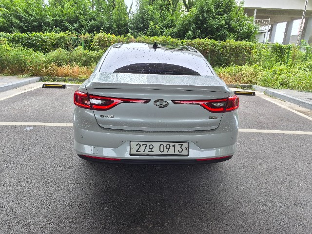 37b7cc9540e7edc2bf275149f9b1bf26.jpeg