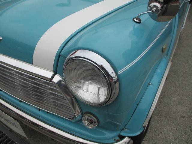 9730794A30261019W00103.jpg