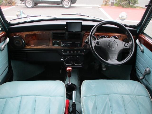 9730794A30261019W00108.jpg