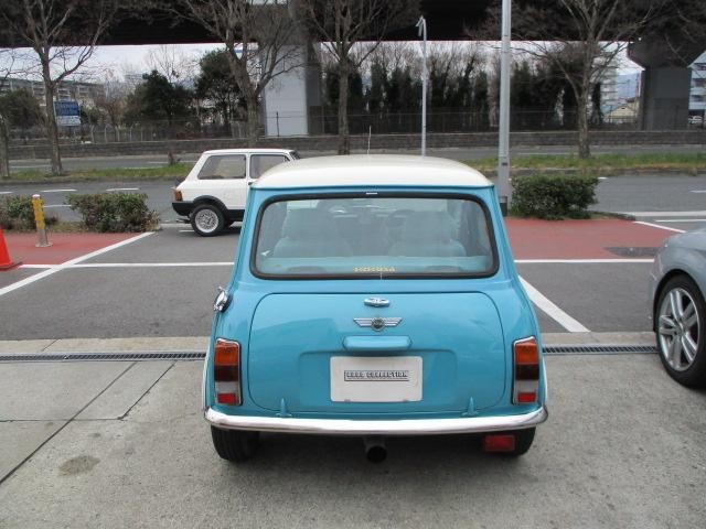9730794A30261019W00117.jpg