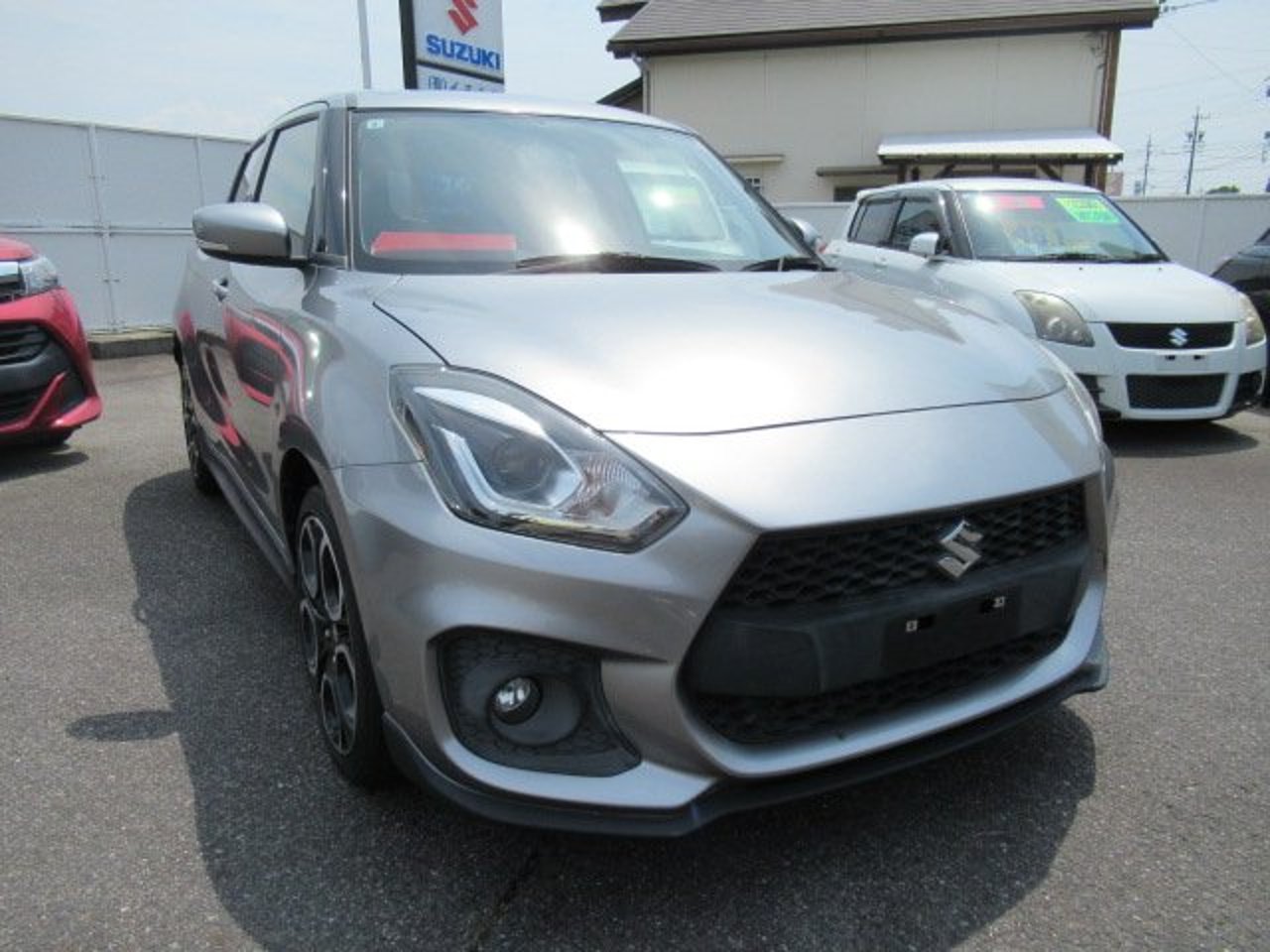 2019 Suzuki Swift, photo 1 of 1