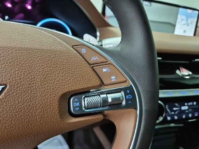 6081001095R16.jpg