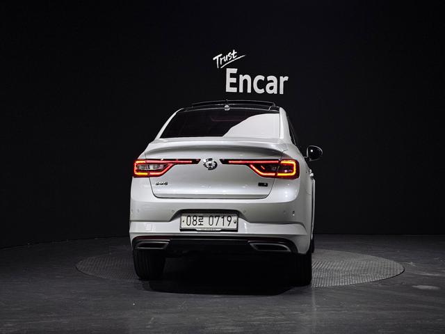 b976e5e6b9a675786895edc8cad00b4e.jpeg