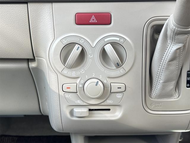 0403505A30261019W01304.jpg