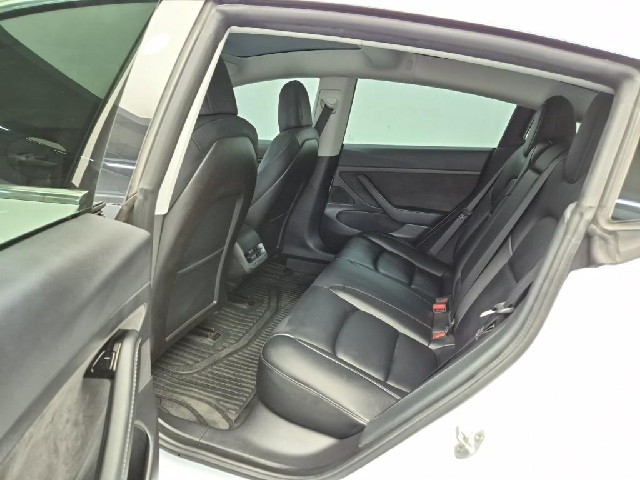 6071502015R12.jpg
