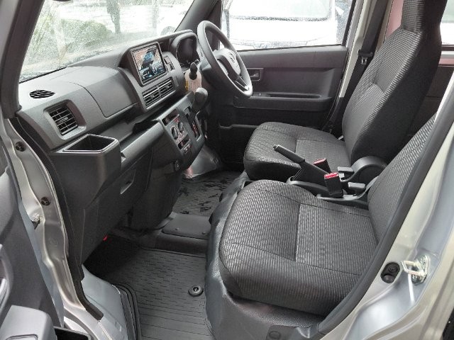 08be88097cc8fdf40d4a88a59e337445.jpg