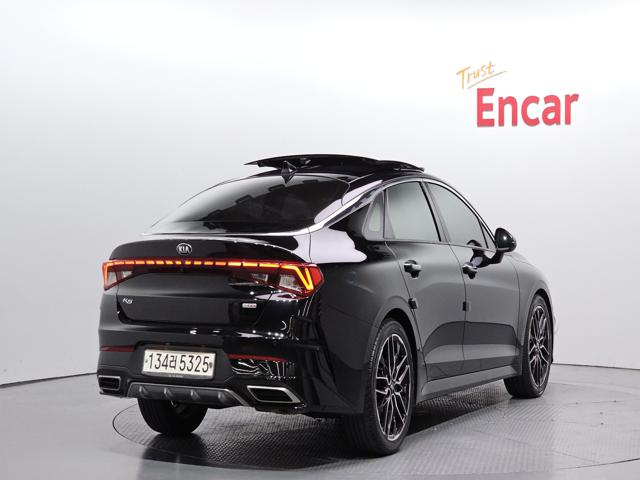 3e8dcfe28096b808d74d15e5117a878e.jpg